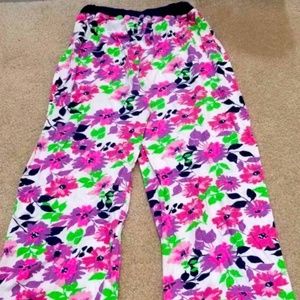5/$10 Seven Apparel Small Pink & Purple Floral Pajama Lounge Pants